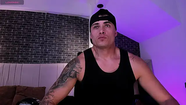 Snapshot of connorsmiith chatting on 02.04.26 connorsmiith online show from 02.04.26