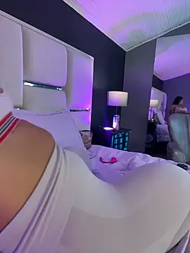 BellaFernandez   online show from 02.28.26