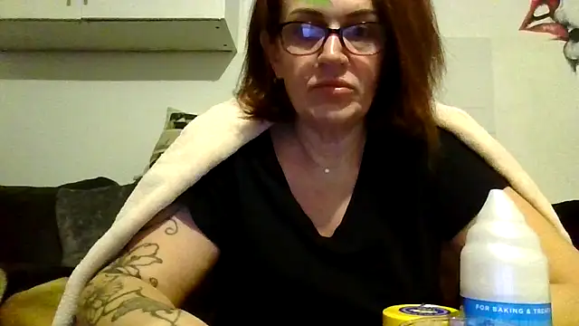 RubyyRosee online show from 12.02.25