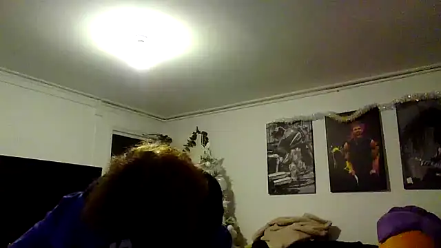 RubyyRosee online show from 12.16.25