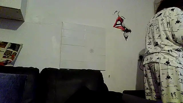 RubyyRosee online show from 04.13.26