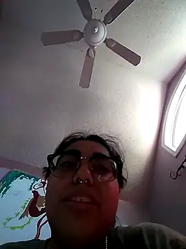 Lovelyrainn online show from 09.10.25