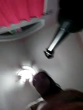 Lovelyrainn online show from 09.19.25