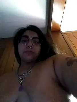 Lovelyrainn online show from 10.05.25