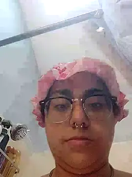 Lovelyrainn online show from 11.11.25