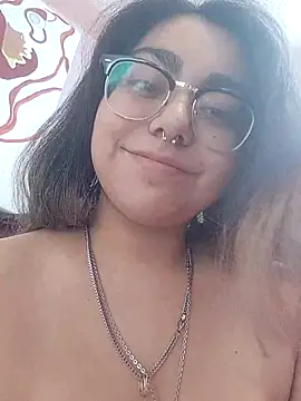 Lovelyrainn online show from 12.16.25