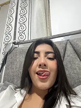 Lupe 19 online show from 10.04.25