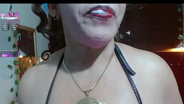 Snapshot of PervertedMature- chatting on 09.26.25 PervertedMature- online show from 09.26.25