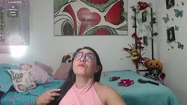 Snapshot of anii_mantilla chatting on 02.28.26 anii mantilla online show from 02.28.26