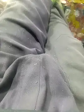 Snapshot of safadinhoo007 chatting on 12.16.25 safadinhoo007 online show from 12.16.25