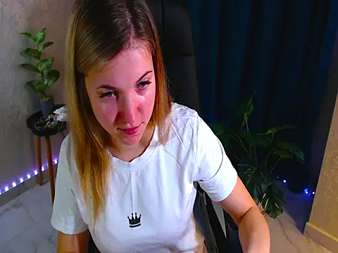 arlana klart online show from 10.26.25