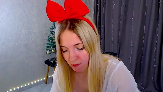 Snapshot of arlana_klart chatting on 01.10.26 arlana klart online show from 01.10.26