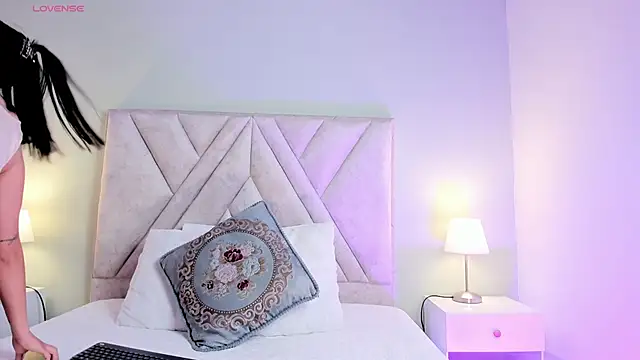 angelica cross  online show from 09.19.25