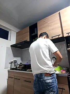 stivenlujan69 online show from 11.30.25