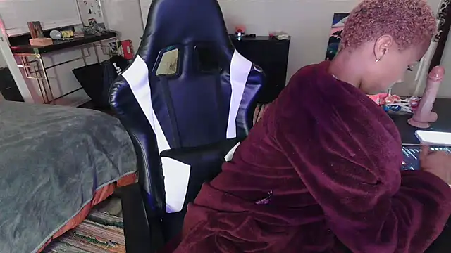 Snapshot of tsunamitori chatting on 11.14.25 tsunamitori online show from 11.14.25