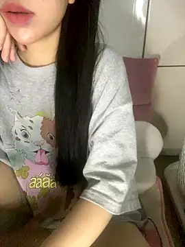 Snapshot of RubyBerry chatting on 09.09.25 RubyBerry online show from 09.09.25