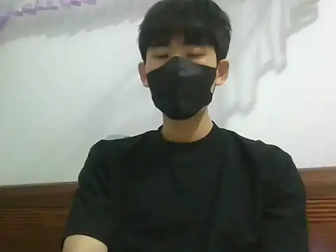 Minh online show from 11.06.25