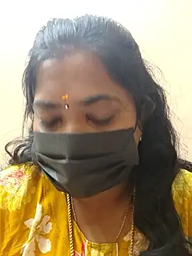 Snapshot of Tamil_Mithra chatting on 01.14.26 Tamil Mithra online show from 01.14.26