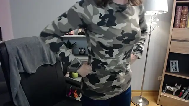 sweetxLizzy online show from 10.08.25