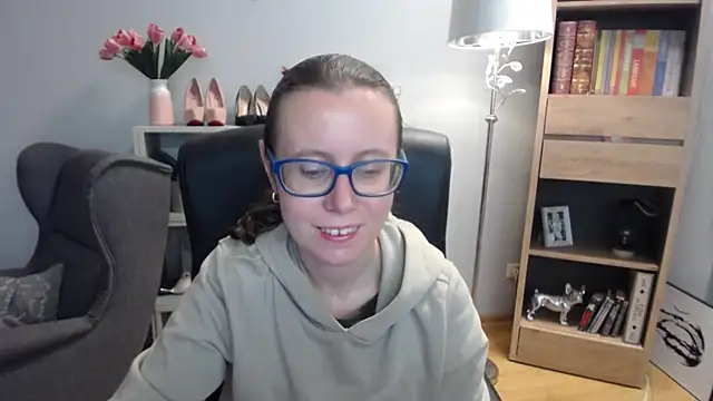 sweetxLizzy online show from 11.18.25