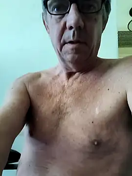 Snapshot of Richard_Crane chatting on 12.18.25 Richard Crane online show from 12.18.25