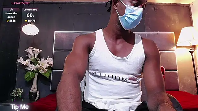 Snapshot of blackbignude chatting on 09.30.25 blackbignude online show from 09.30.25