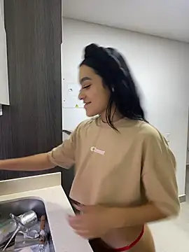 Snapshot of Dakota-Mitchell chatting on 11.24.25 Dakota-Mitchell online show from 11.24.25