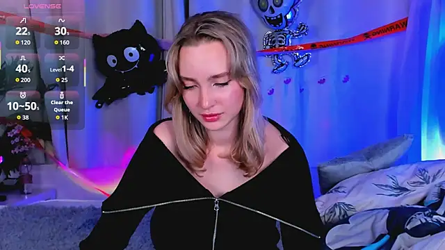 EllaBloom online show from 10.29.25