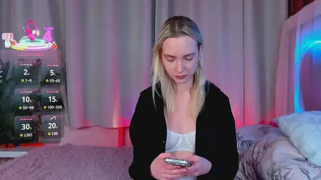 EllaBloom online show from 02.25.26