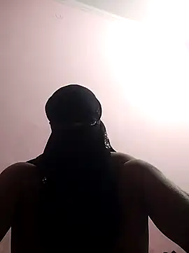 Snapshot of amolicars chatting on 10.07.25 amolicars online show from 10.07.25