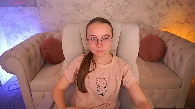 ArrinaWairr online show from 09.19.25