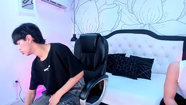 Jim twink online show from 02.28.26