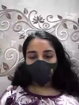 Zoya G online show from 10.07.25