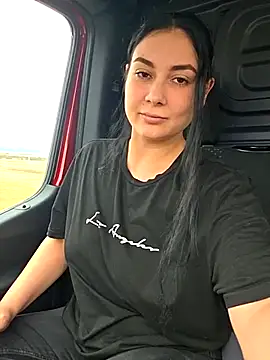 SaraViss20 online show from 11.04.25