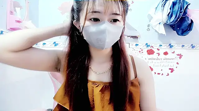 Snapshot of Anna_sexyX chatting on 10.08.25 Anna sexyX online show from 10.08.25