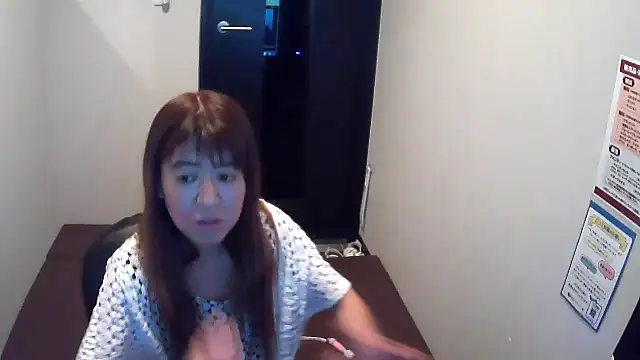 Snapshot of SAKI_saki_01 chatting on 09.09.25 SAKI saki 01 online show from 09.09.25