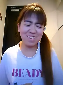 Snapshot of SAKI_saki_01 chatting on 09.27.25 SAKI saki 01 online show from 09.27.25