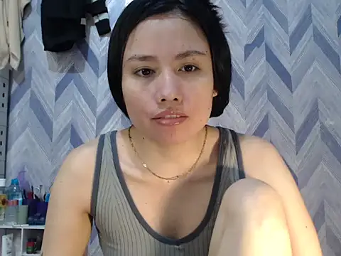 Snapshot of UrKitty_lover18 chatting on 02.23.26 UrKitty lover18 online show from 02.23.26