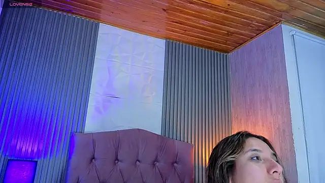 Snapshot of Bonnali_lune chatting on 05.07.26 Bonnali lune online show from 05.07.26