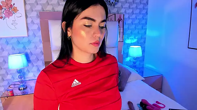 Sasha  sims   online show from 11.16.25