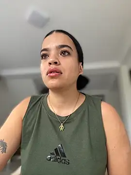 JuanitaMore01 online show from 11.08.25