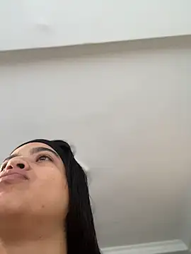 JuanitaMore01 online show from 03.07.26