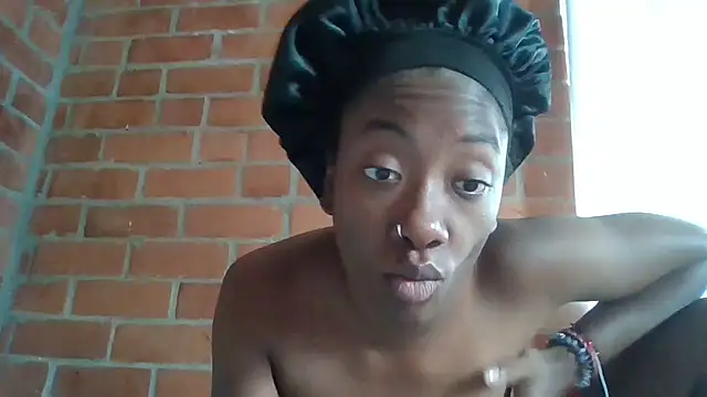 DarkHoneyy online show from 02.24.26