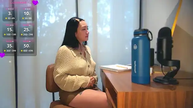 Snapshot of yuzhara chatting on 11.05.25 yuzhara online show from 11.05.25