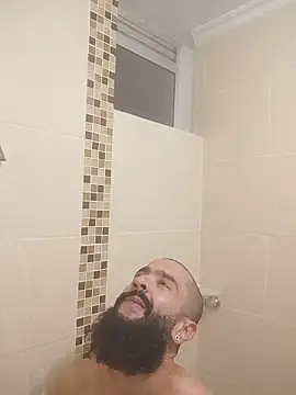 Snapshot of FranccoJ chatting on 11.13.25 FranccoJ online show from 11.13.25