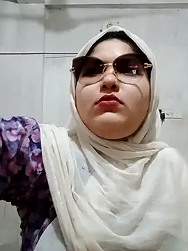 Snapshot of Nusrat-N chatting on 07.10.26 Nusrat-N online show from 07.10.26