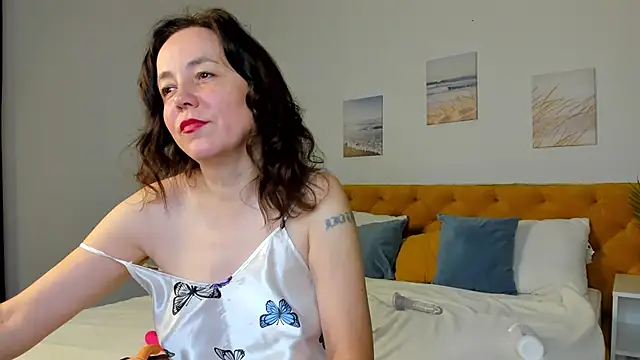 Kira Adler online show from 10.14.25