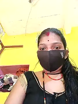 Snapshot of Samiya-143 chatting on 12.23.25 Samiya-143 online show from 12.23.25