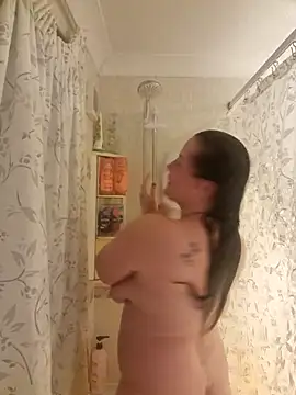 RosieMilff online show from 11.06.25