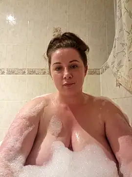 RosieMilff online show from 11.30.25